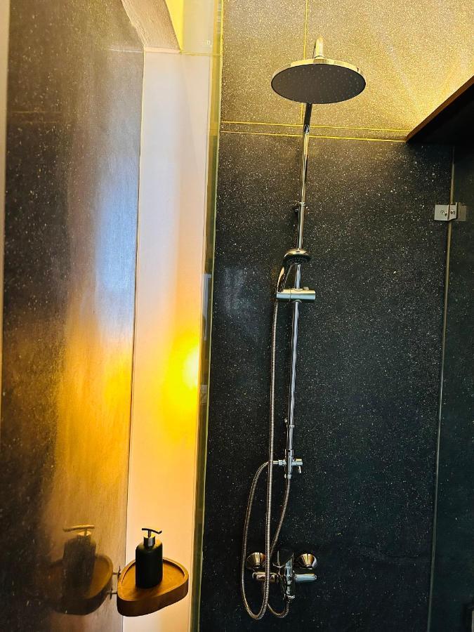 Concon House Hotel Ханой Екстериор снимка